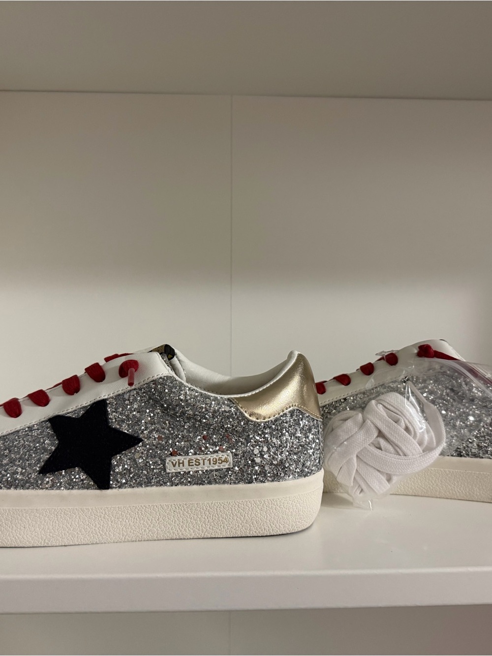 Vintage Havana Silver Glitter Sneakers SILVER GLITTER MIX, Size 8 M